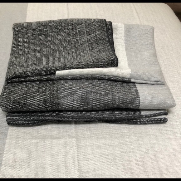 Get 2 for the price of one. 
Holiday special thru December. 
Don’t miss out - Picture 3 of 3